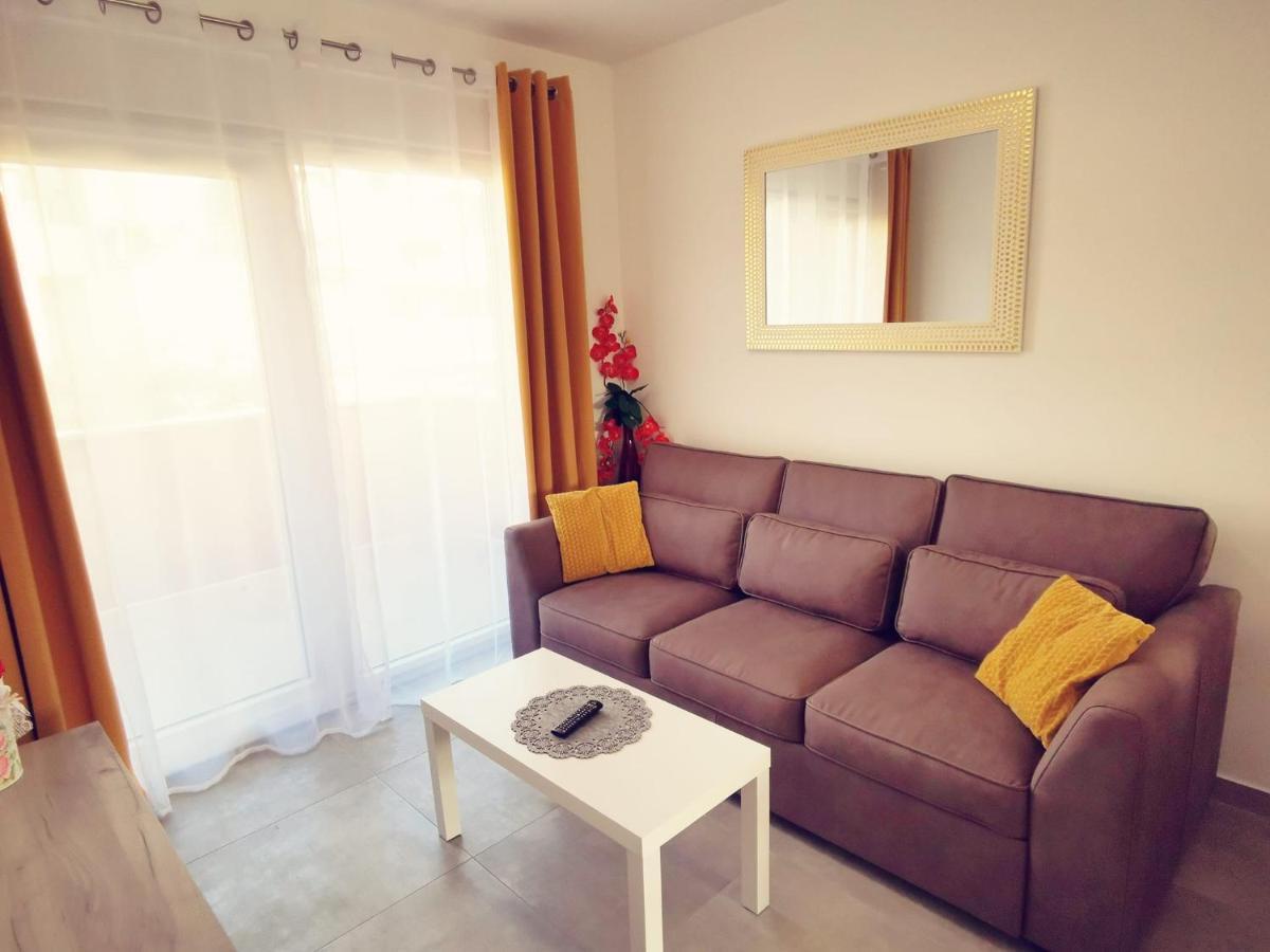Marco Lukas Patrick: Quiet Apartment with Parking Near City Center Pula Exterior photo