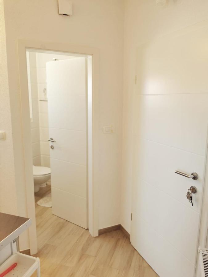 Marco Lukas Patrick: Quiet Apartment with Parking Near City Center Pula Exterior photo